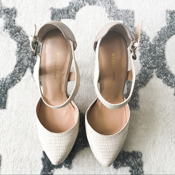 Pumps - Picture 2 of 3